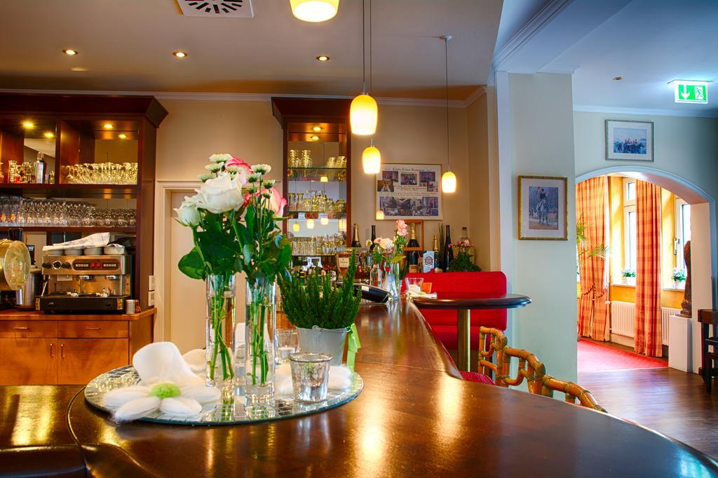 Campus Garden Businesshotel Ίζερλον Εξωτερικό φωτογραφία