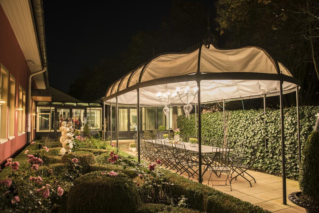 Campus Garden Businesshotel Ίζερλον Εξωτερικό φωτογραφία